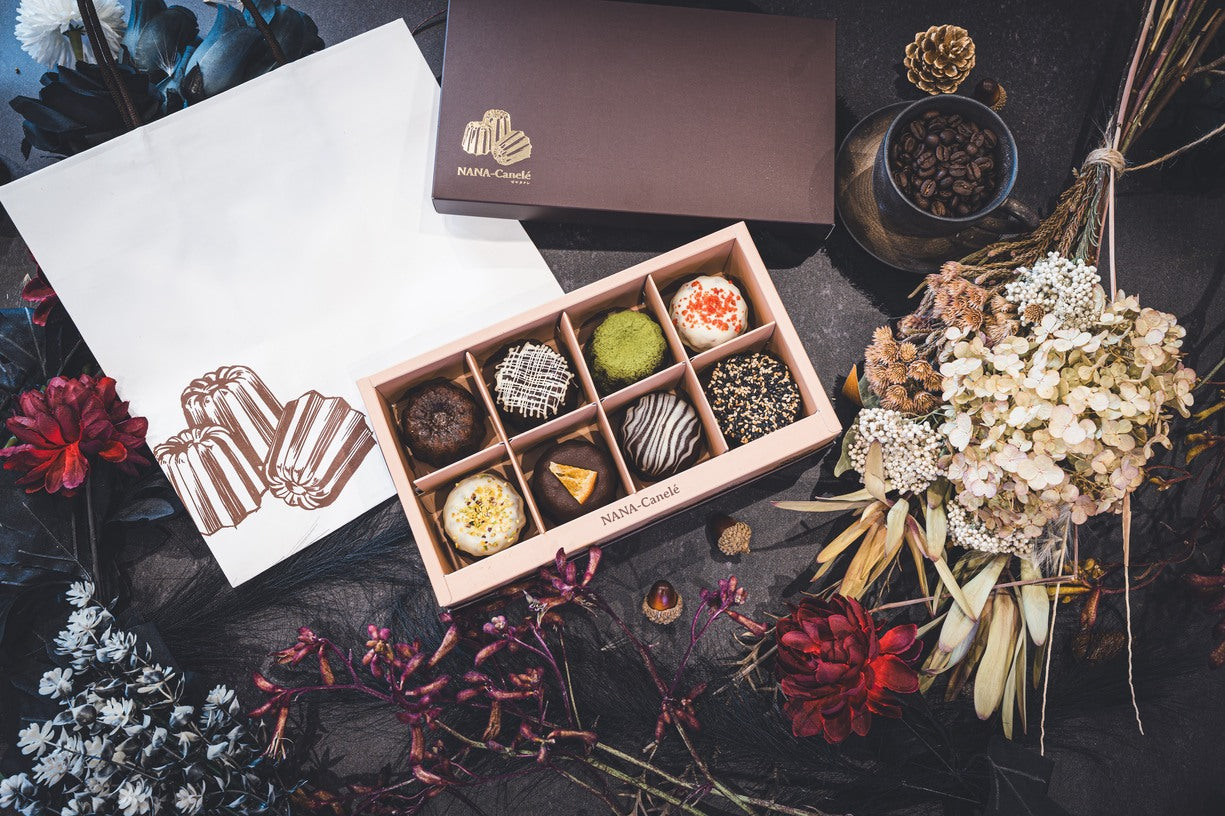 【NANA-Canelé贈答用プレミアム8個入りFセット】 (クラシック、ピスタチオ、ロイヤルミルクティー、オランジェット※、抹茶、ミルクショコラ、いちご、黒胡麻)