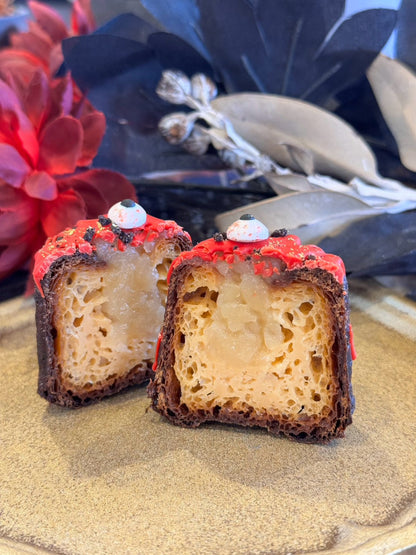 【TRICK or NANA-Canelé】　　　　　秋の魔法を一口に。リンゴとかぼちゃが彩る特別なカヌレをご用意※こちらは送料込みの商品です。
